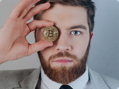 Julian Wolf – Chief Analyst bei Vivid Alushta